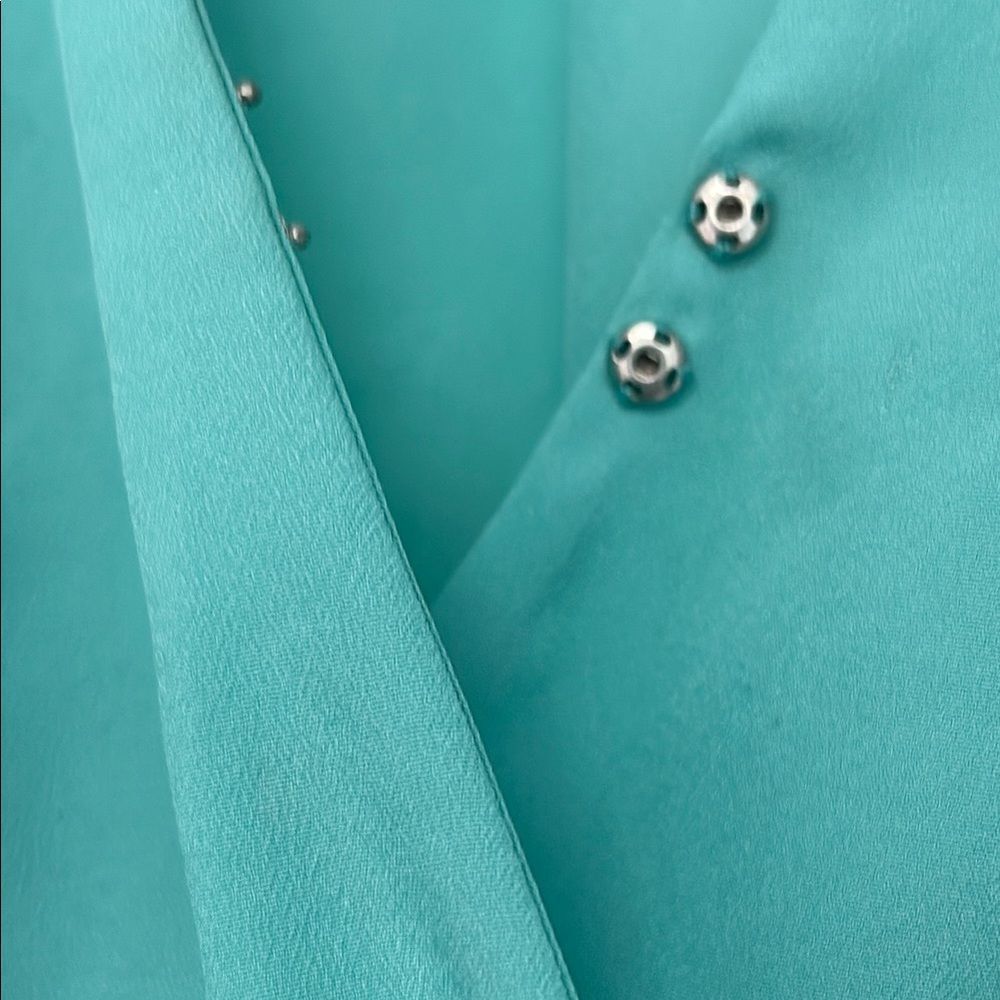 Charlie Jade Green Sheath Dress with Ruched Wrap Design - Picture 3 of 4